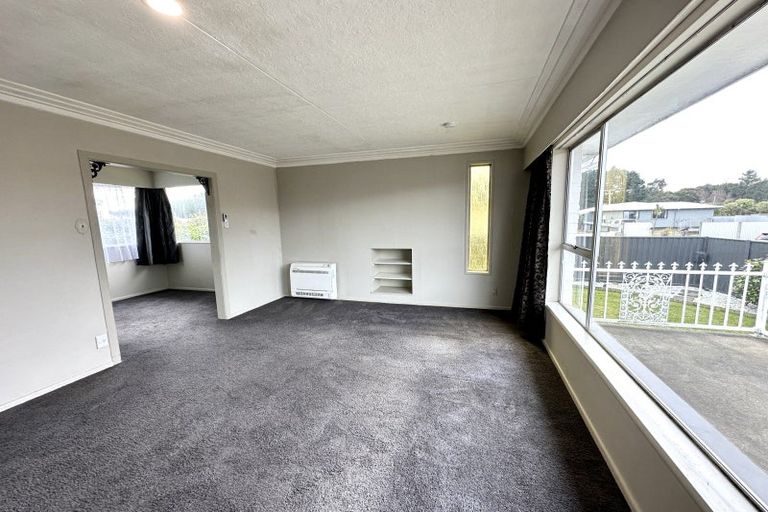 Photo of property in 38 Paisley Street, Kew, Invercargill, 9812