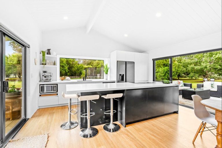 Photo of property in 244 Omaha Flats Road, Tawharanui Peninsula, Warkworth, 0986