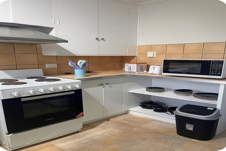 Photo of property in 2/127 Kamo Road, Kensington, Whangarei, 0112