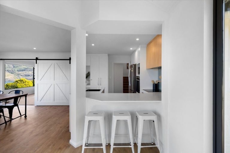 Photo of property in 19 Richards Park Lane, Fernhill, Queenstown, 9300