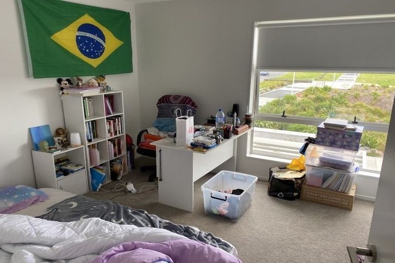 Photo of property in 4 Rorida Lane, Flat Bush, Auckland, 2019