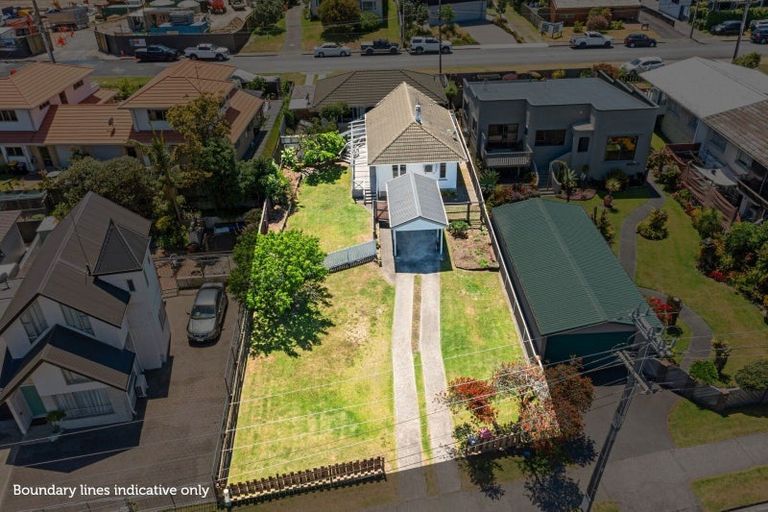 Photo of property in 359 Maunganui Road, Mount Maunganui, 3116