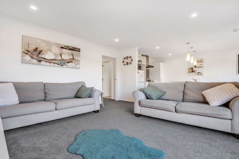 Photo of property in 23 Hemopo Street, Pukekohe, 2120