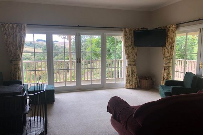 Photo of property in 159f Portsmouth Road, Bombay, 2675