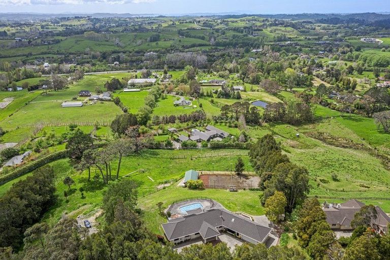 Photo of property in 111 Kennedy Road, Dairy Flat, Albany, 0792