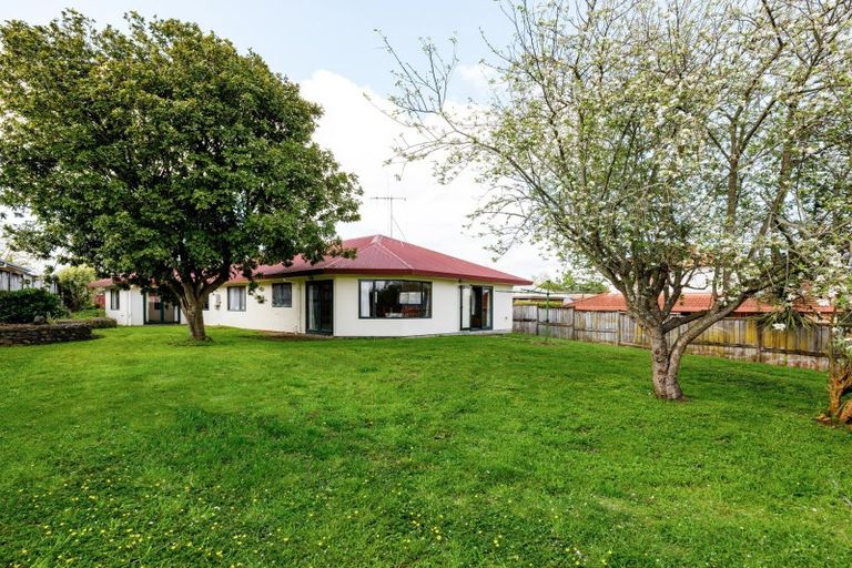 Photo of property in 3 Mcleod Mews, Rototuna, Hamilton, 3210