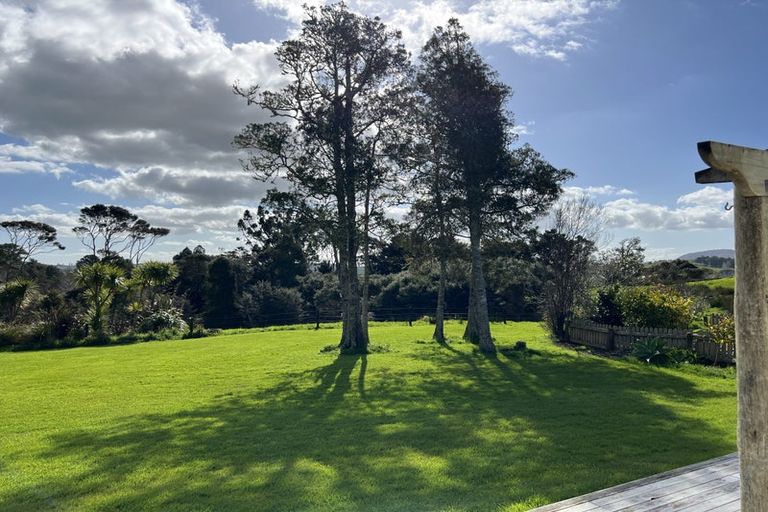 Photo of property in 364 Oneriri Road, Kaiwaka, 0573