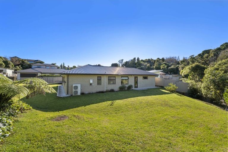 Photo of property in 4 Fern Lane, Whalers Gate, New Plymouth, 4310
