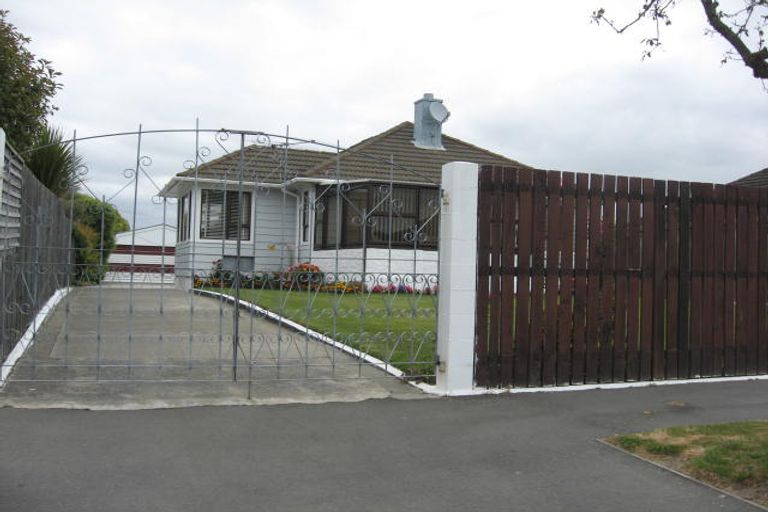 Photo of property in 6 Hillary Crescent, Upper Riccarton, Christchurch, 8041