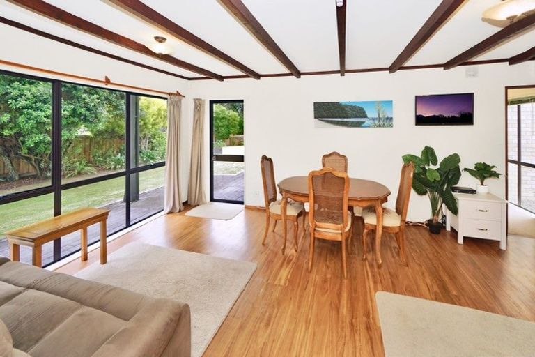 Photo of property in 19 Randell Place, Te Puke, 3119