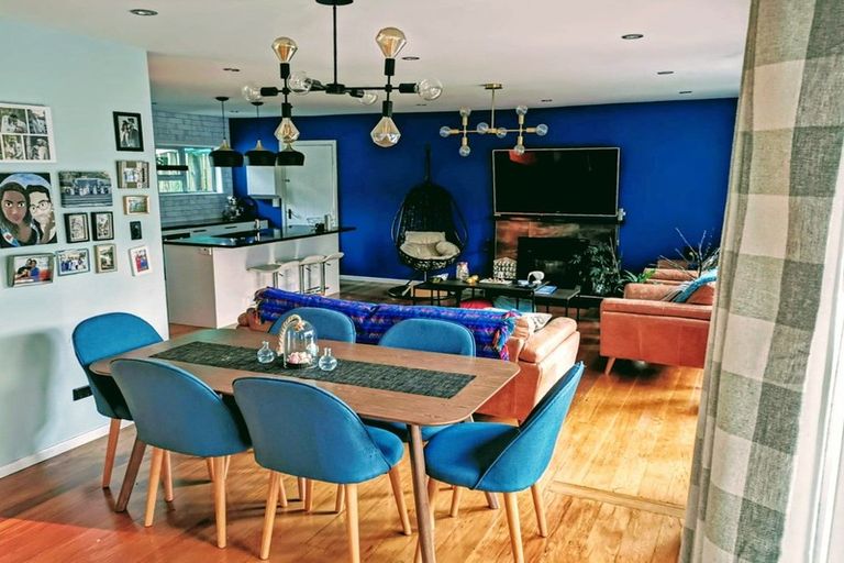 Photo of property in 17 Golf Road, New Lynn, Auckland, 0600