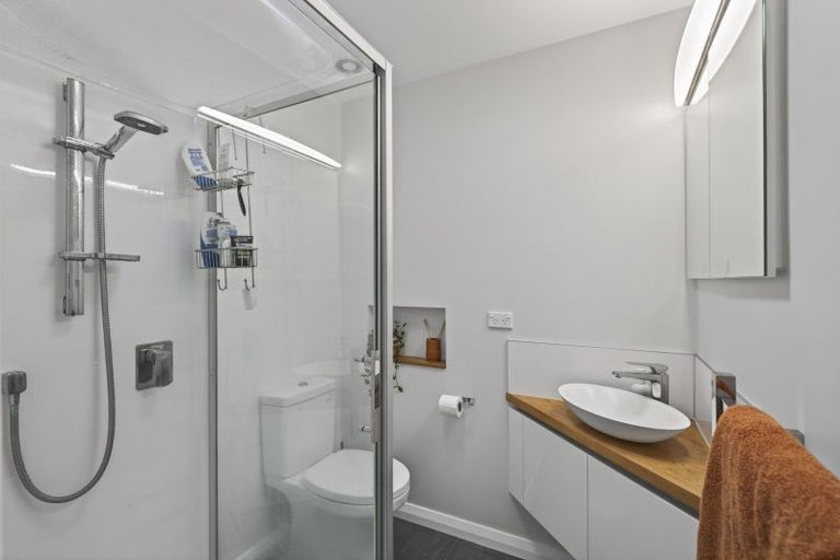 Photo of property in 134 Tukapa Street, Westown, New Plymouth, 4310