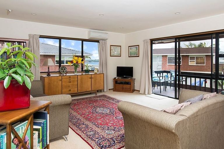 Photo of property in 26b Waller Avenue, Bucklands Beach, Auckland, 2012