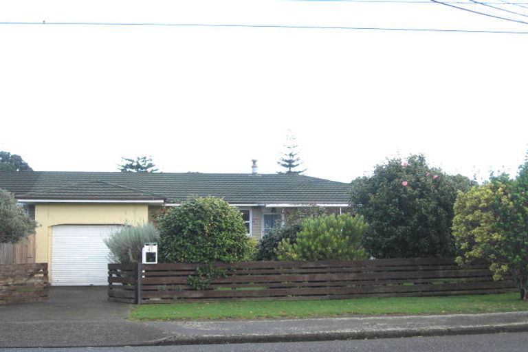 Photo of property in 45 Alexander Road, Raumati Beach, Paraparaumu, 5032