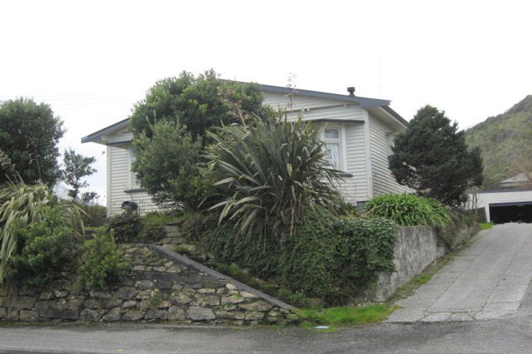 Photo of property in 143 Bright Street, Cobden, Greymouth, 7802