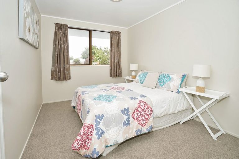 Photo of property in 3 Karen Crescent, Dinsdale, Hamilton, 3204