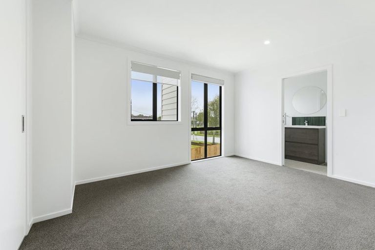 Photo of property in 30b Russell Road, Manurewa, Auckland, 2102