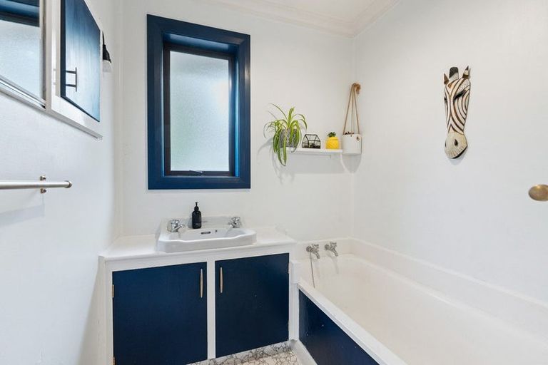 Photo of property in 15 Bryant Street, Kenmure, Dunedin, 9011