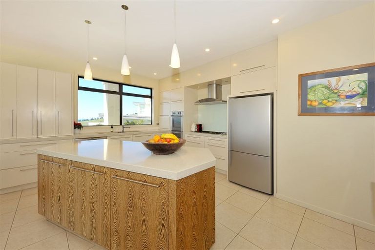 Photo of property in 1 Stonewall Place, Huntsbury, Christchurch, 8022