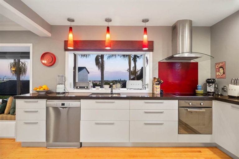 Photo of property in 45 Pillans Road, Otumoetai, Tauranga, 3110