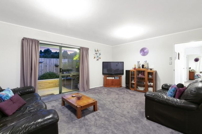 Photo of property in 10b Resolution Road, Welcome Bay, Tauranga, 3112