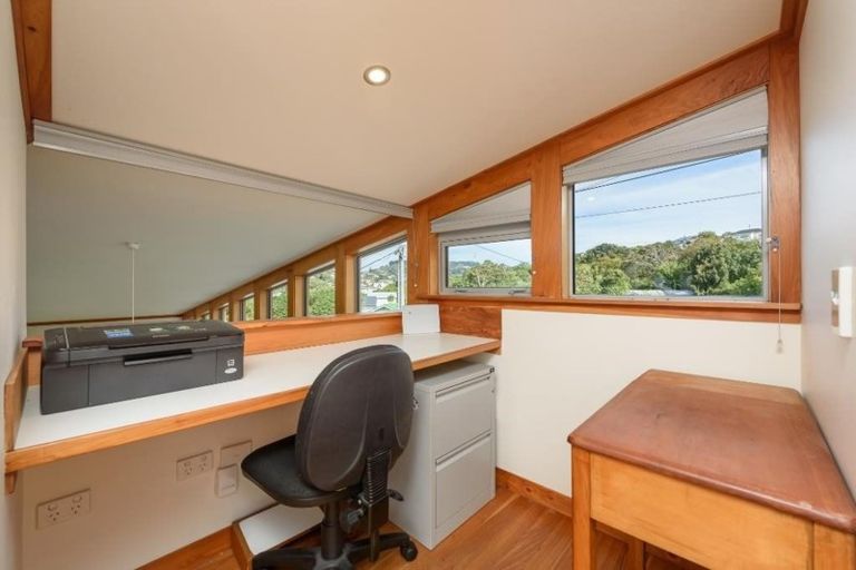 Photo of property in 8 Awarua Street, Ngaio, Wellington, 6035