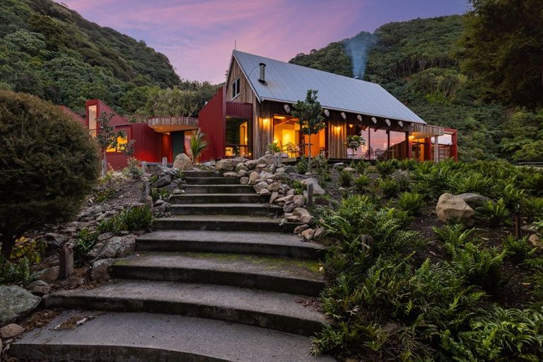 Photo of property in 2771 State Highway 1, Waipapa Bay, Kaikoura, 7371