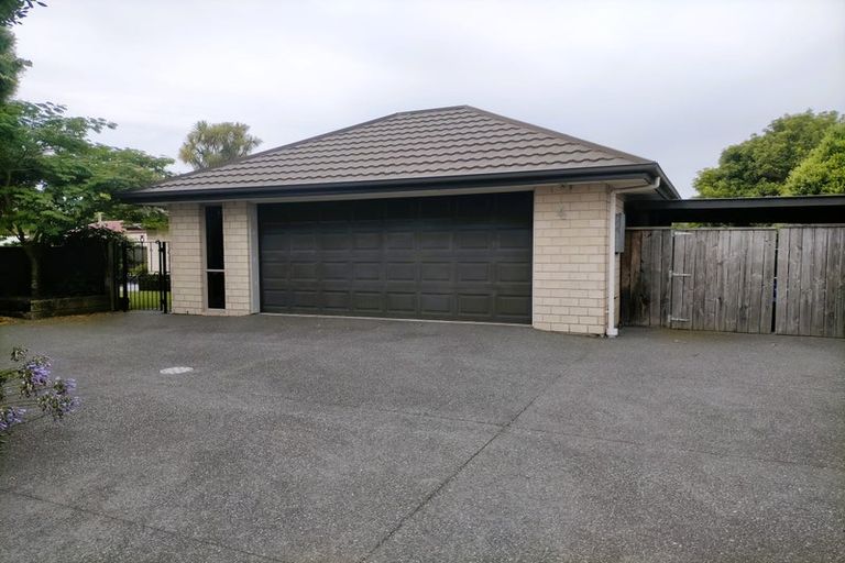 Photo of property in 4 Zuppicich Lane, Woodend, 7610