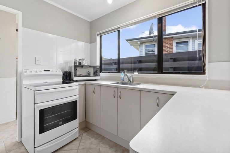 Photo of property in 12 Athena Grove, Highbury, Palmerston North, 4412