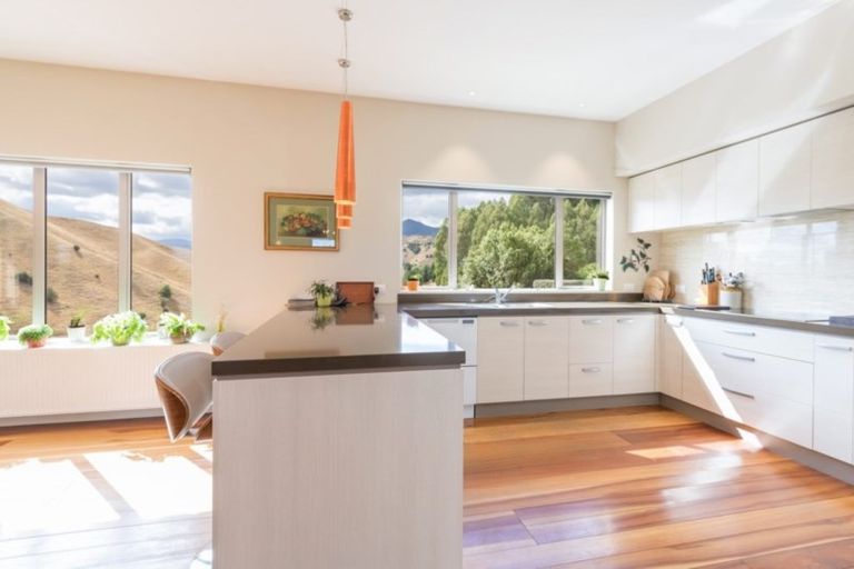 Photo of property in 466 Church Valley Road, Wakefield, 7095