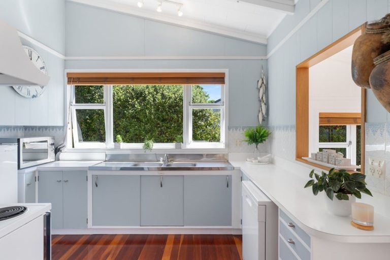 Photo of property in 15 Pacific Drive, Tairua, 3508