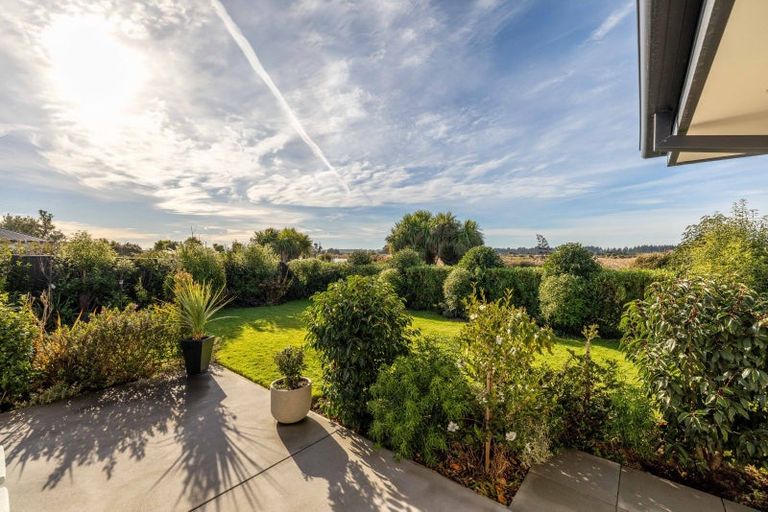 Photo of property in 26 Pegasus Main Street, Pegasus, 7612