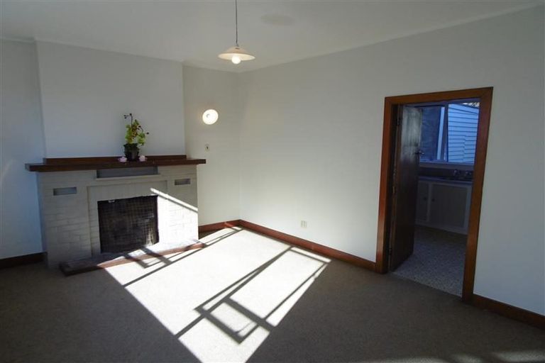 Photo of property in 27 Bulteel Street, New Plymouth, 4310