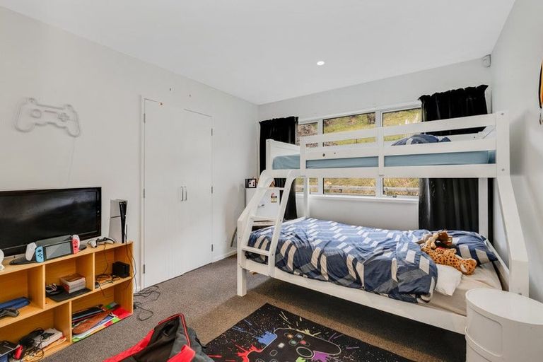 Photo of property in 2265 South Head Road, South Head, Helensville, 0874