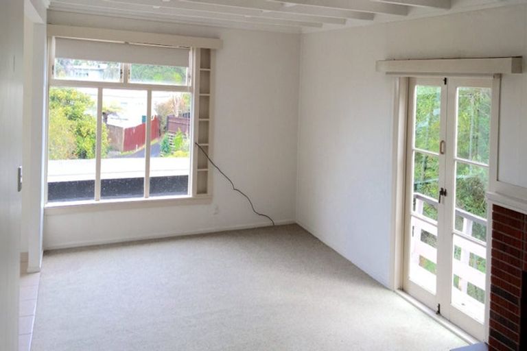 Photo of property in 1/78 Seaview Road, Castor Bay, Auckland, 0620