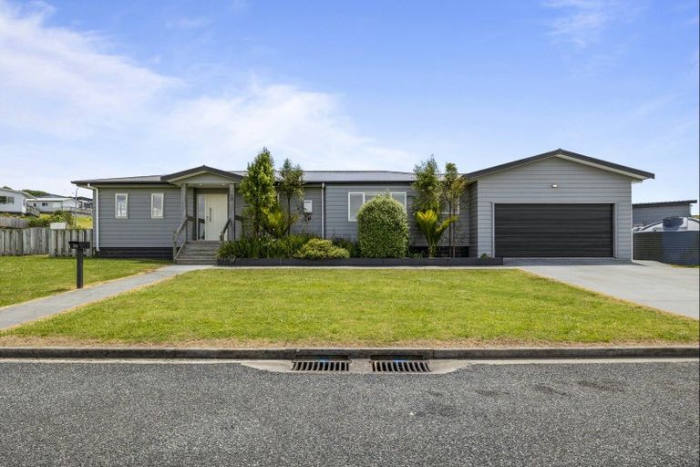 Photo of property in 30 Longview Street, Mangawhai, 0505