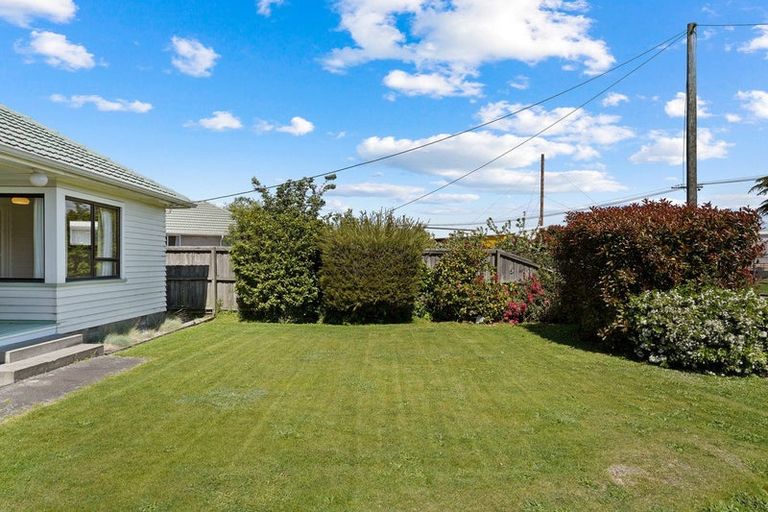 Photo of property in 27 Branston Street, Hornby, Christchurch, 8042