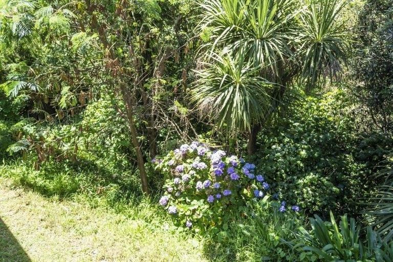 Photo of property in 12 Eton Place, Spotswood, New Plymouth, 4310