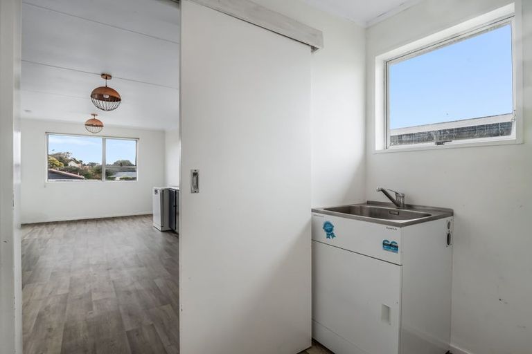 Photo of property in 10 Tainui Street, Castlecliff, Whanganui, 4501