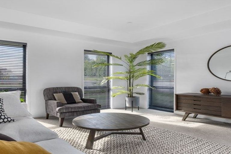 Photo of property in 10 Turepo Way, Owhata, Rotorua, 3010