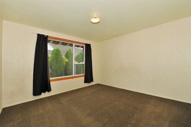 Photo of property in 2/23 Kent Lodge Avenue, Avonhead, Christchurch, 8042