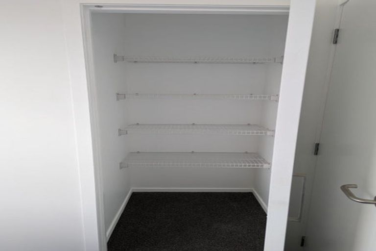 Photo of property in 73 Te Puketoka Lane, Mangere, Auckland, 2022