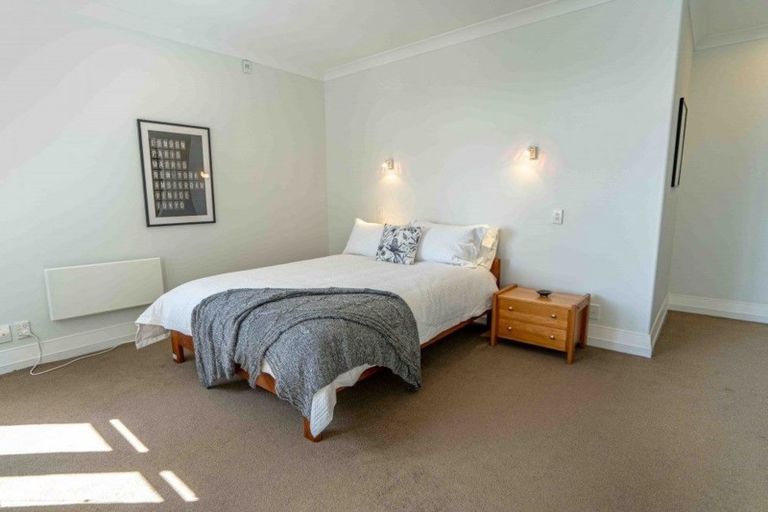 Photo of property in Kelvin House, 8d/16 The Terrace, Wellington Central, Wellington, 6011