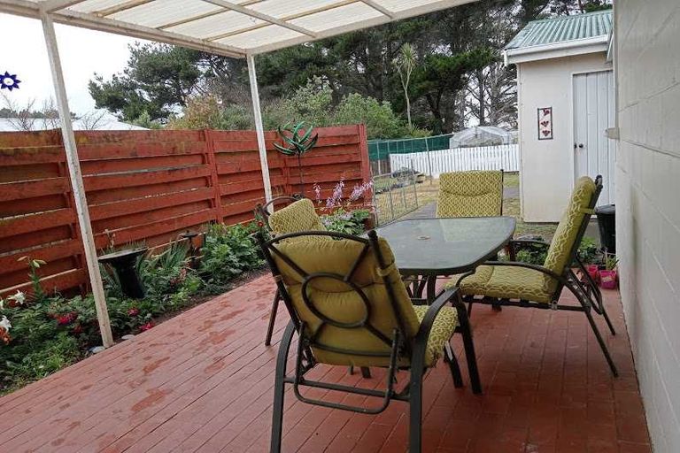 Photo of property in 65 Punga Street, Tangimoana, 4822