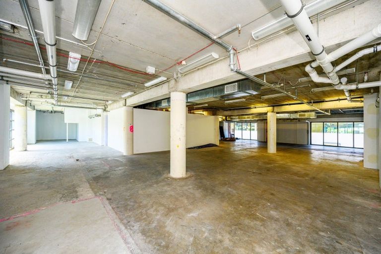 Photo of property in Twin Towers, 811/17 Putney Way, Manukau, Auckland, 2104