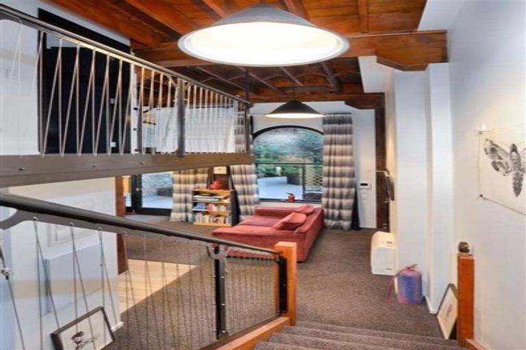 Photo of property in 3/5 Jetty Street, Dunedin Central, Dunedin, 9016