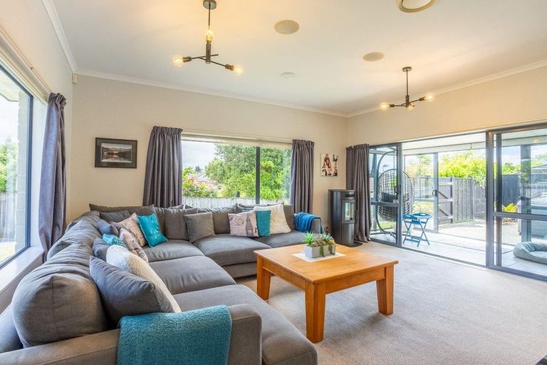 Photo of property in 22 Regent Drive, Paraparaumu Beach, Paraparaumu, 5032