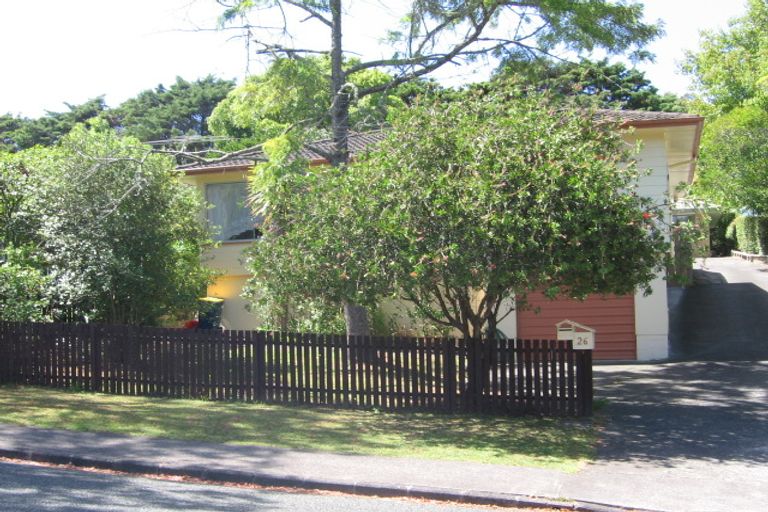 Photo of property in 2/26 Gladys Avenue, Glenfield, Auckland, 0629