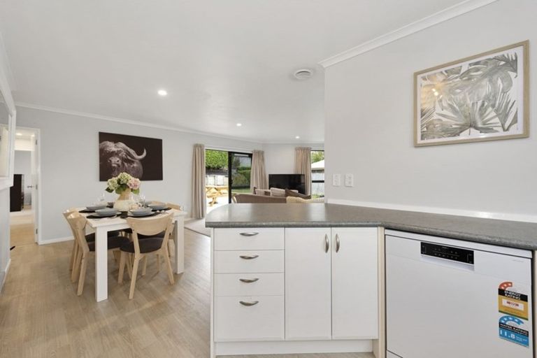 Photo of property in 47 Twickenham Place, Nawton, Hamilton, 3200