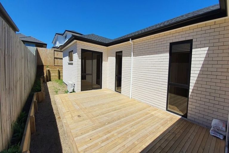 Photo of property in 46a Adams Road South, Pukekohe, 2120